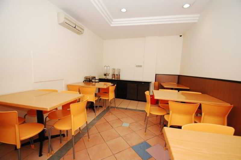 Madras Eminence Hotel Szingapúr Kültér fotó